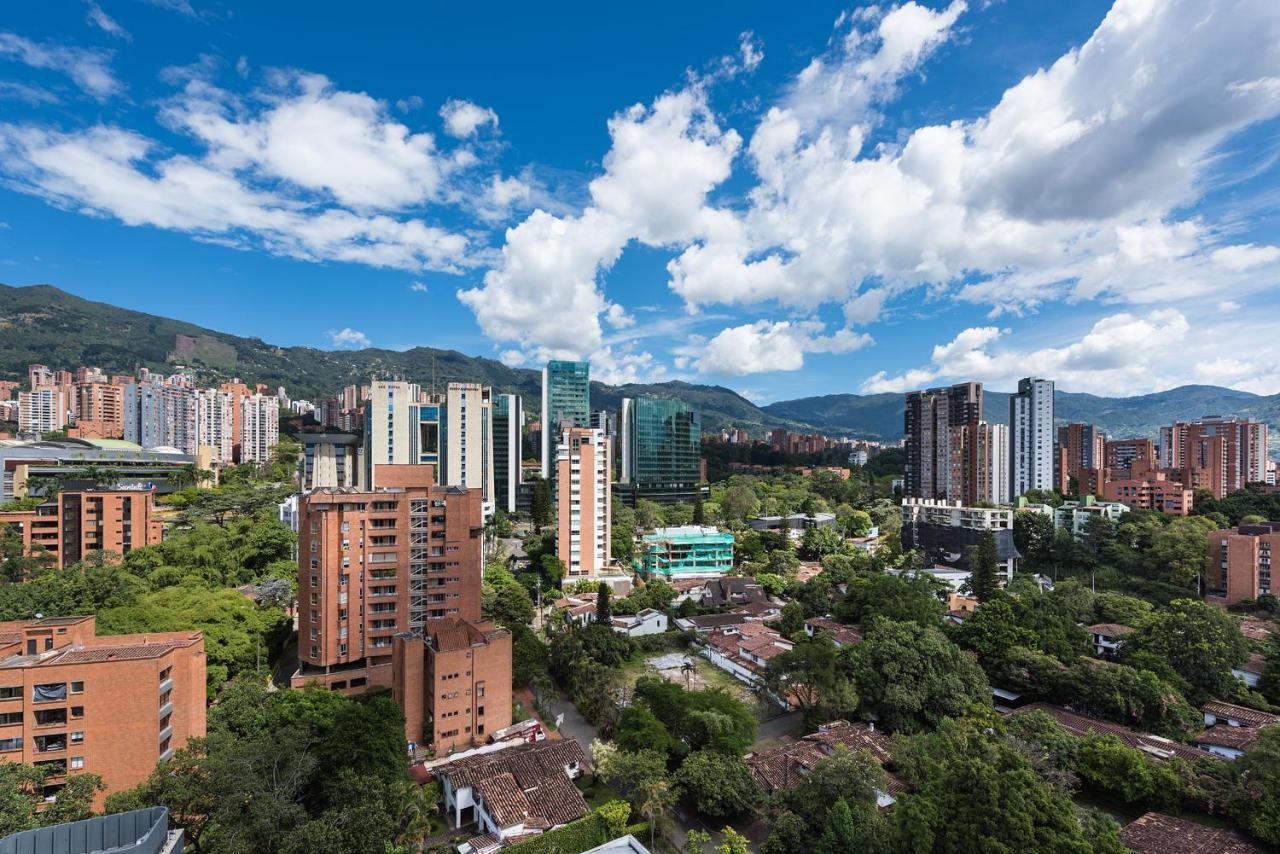 Go Living And Suites - Jalo Rent Medellín Exteriör bild