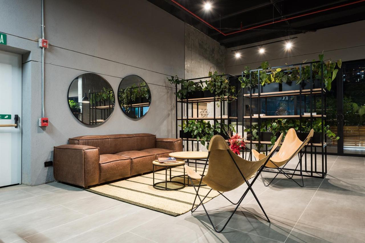 Go Living And Suites - Jalo Rent Medellín Exteriör bild