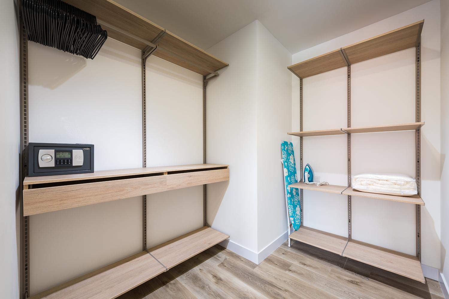 Go Living And Suites - Jalo Rent Medellín Rum bild